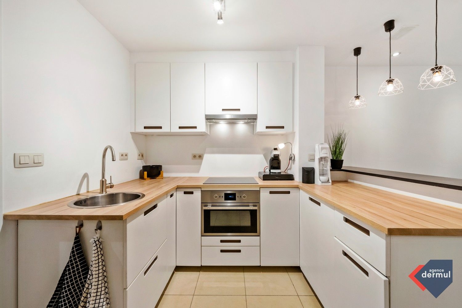 CENTRAAL GELEGEN APPARTEMENT foto 4