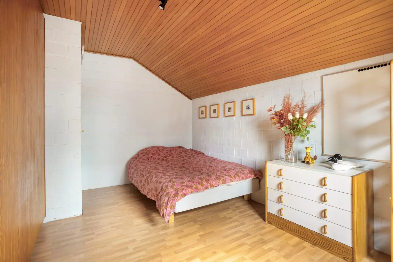 Instapklare villa met prachtige tuin op wandelafstand van het stadscentrum van Tongeren foto 19
