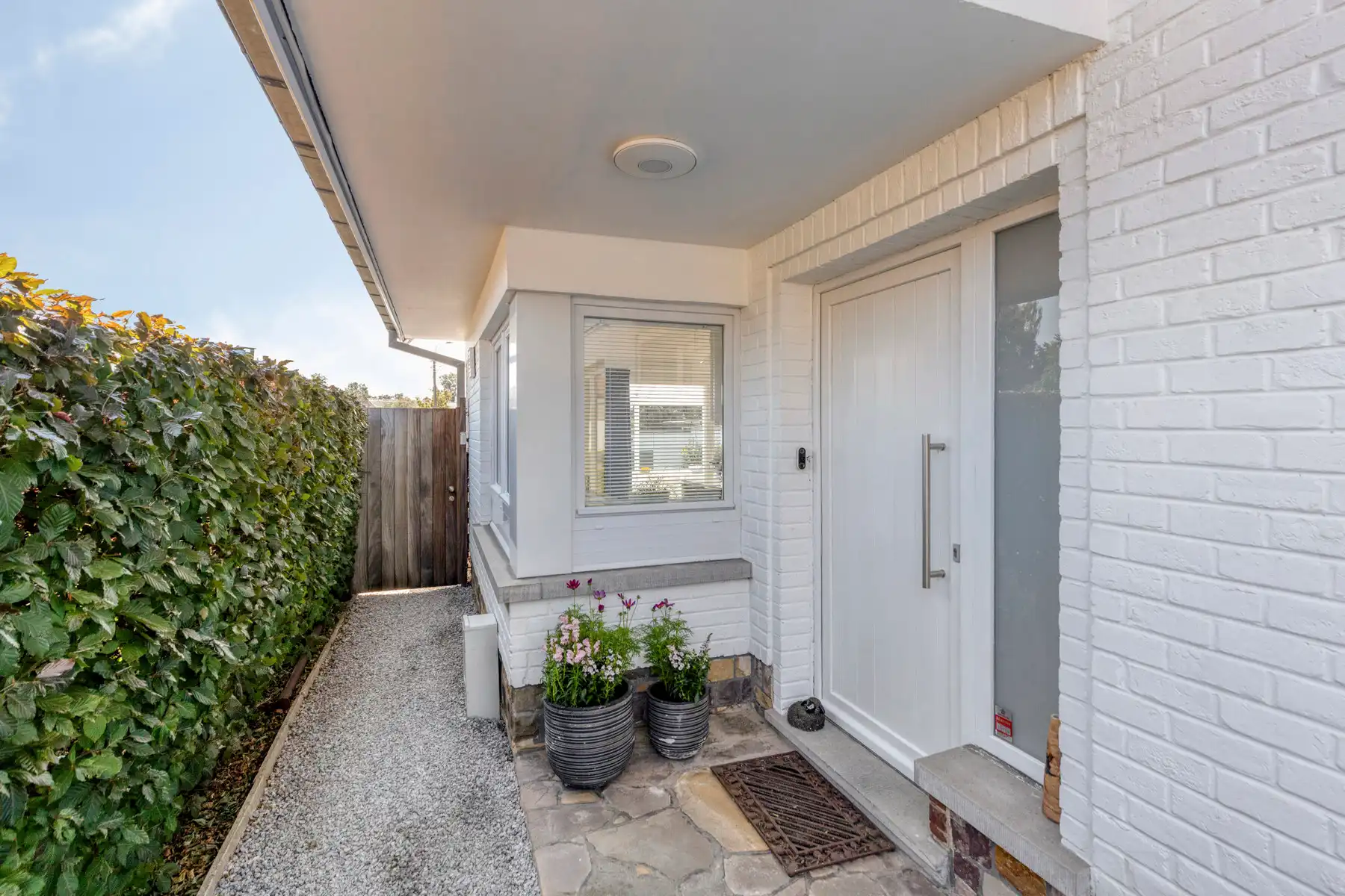 Charmante villa op toplocatie met ruime garage foto 5