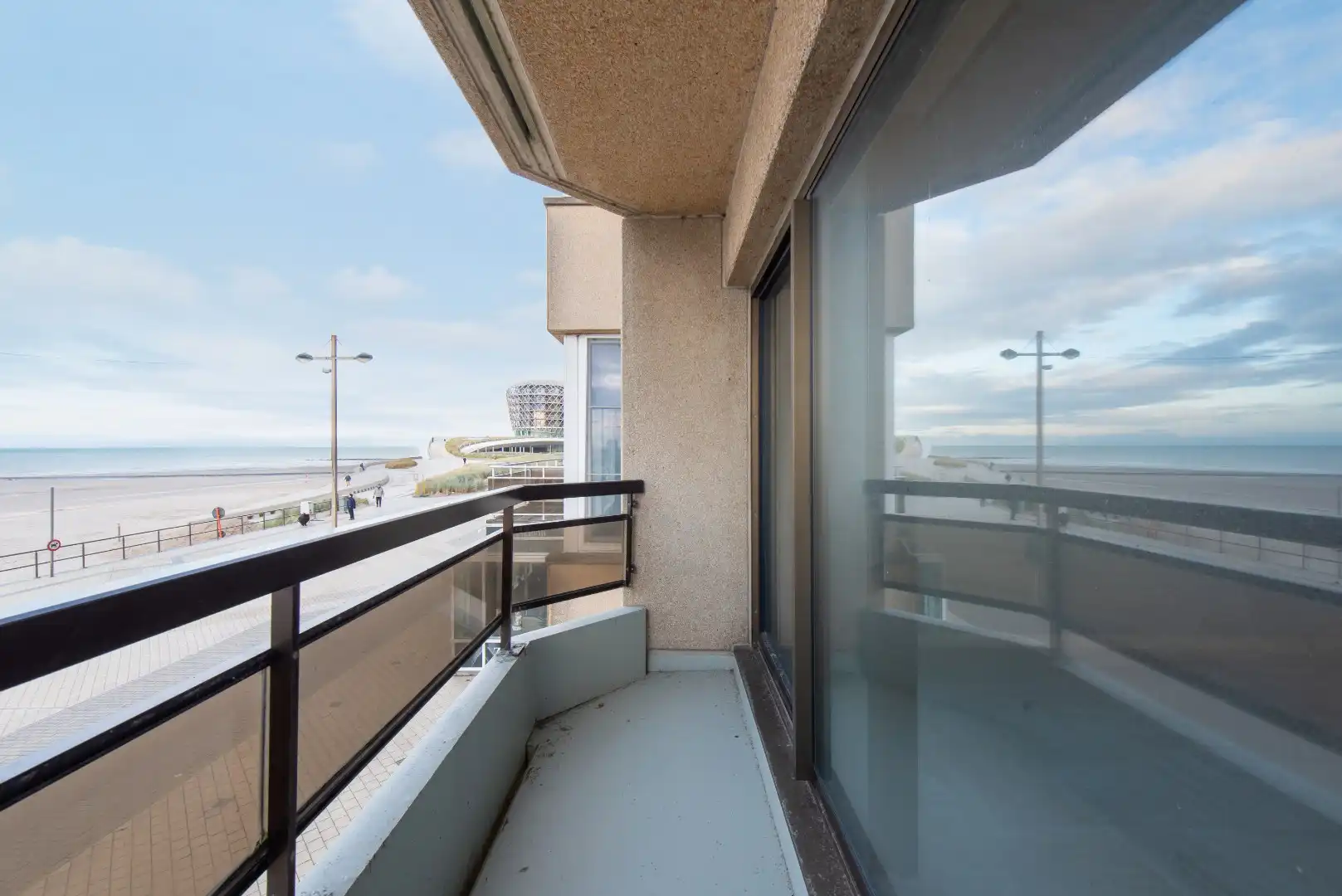 Appartement met frontaal zeezicht en twee slaapkamers foto 19