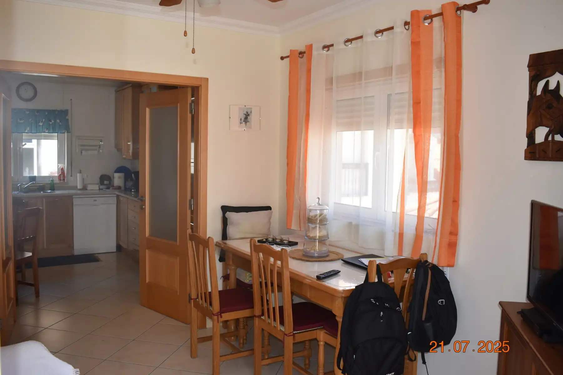 Charmante Duplex met 3 Slaapkamers in het Hart van Nazaré – Slechts 50m van het Strand!  foto 8