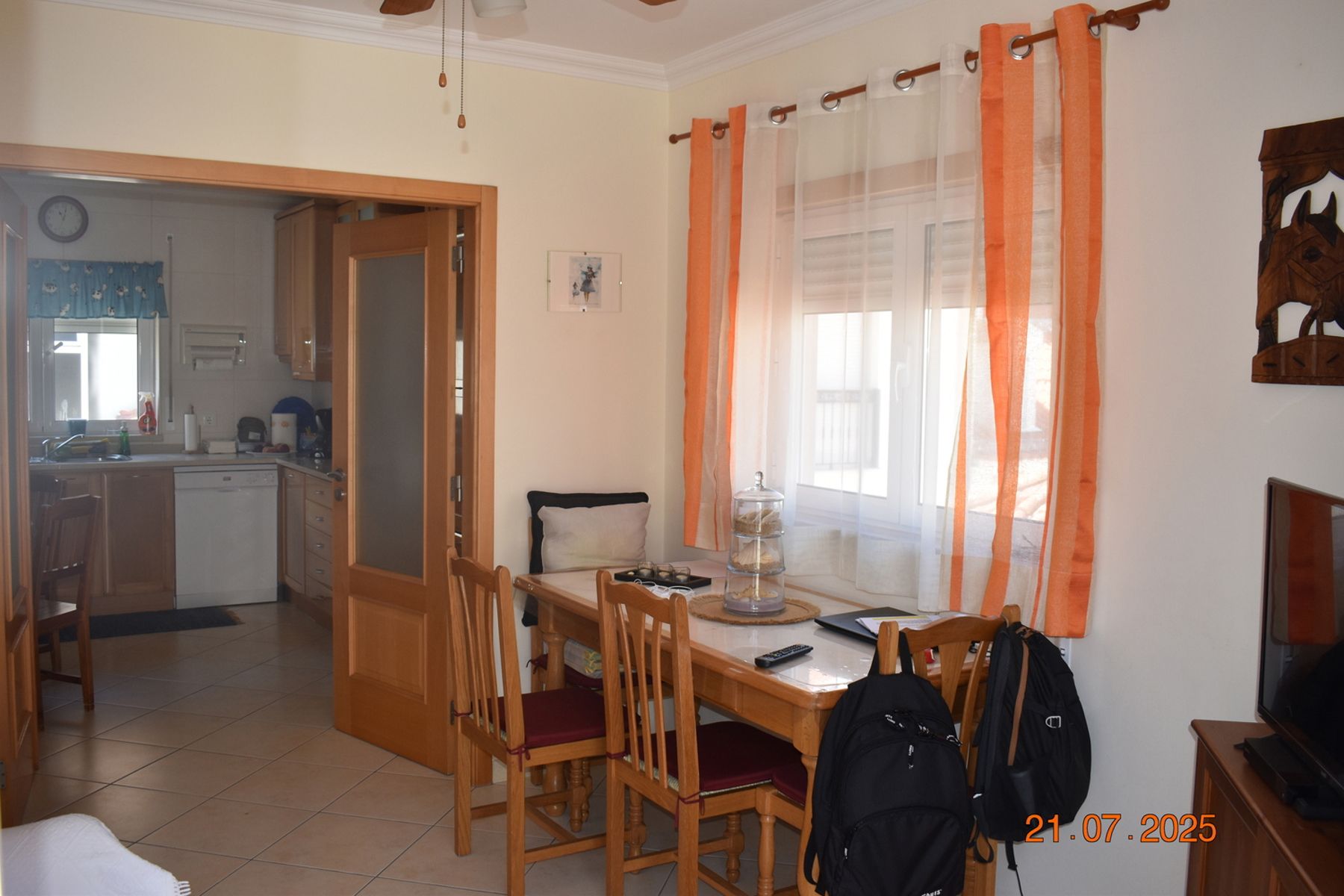 Charmante Duplex met 3 Slaapkamers in het Hart van Nazaré – Slechts 50m van het Strand!  foto 8