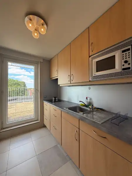 Lichtrijk dakappartement met ruim dakterras tussen Sint-Pietersstation en UZ Gent foto 7