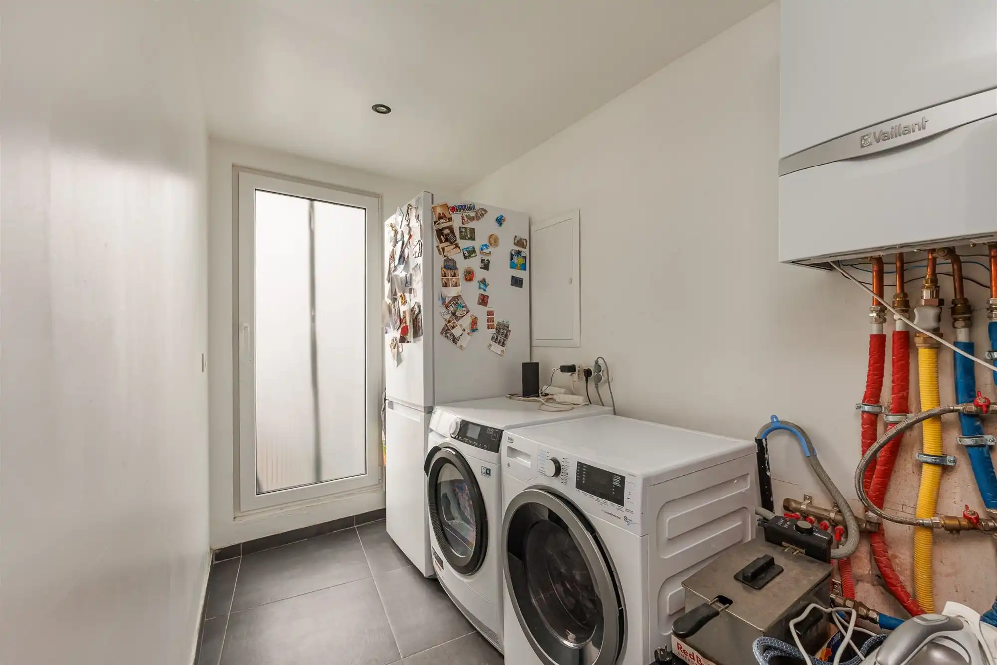 Triplex appartement met handelspand op gunstige locatie foto 10
