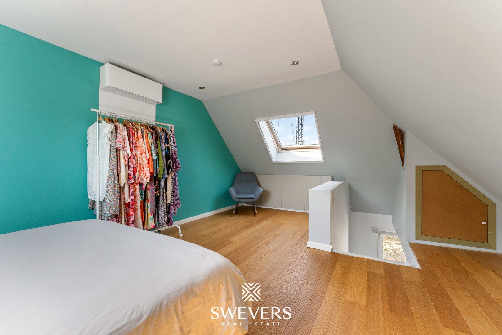 Volledig gerenoveerde en instapklare woning op toplocatie in Helchteren foto 21