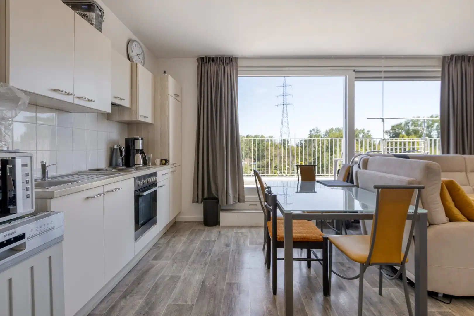 KIJKMOMENT | Dakappartement met 2 slaapkamers, ruime terrassen in centrum van Mol !  foto 5