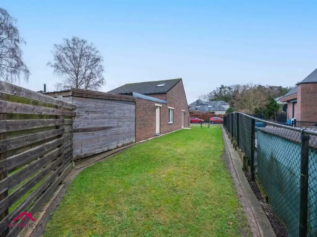 Charmante, vrijstaande woning foto 10