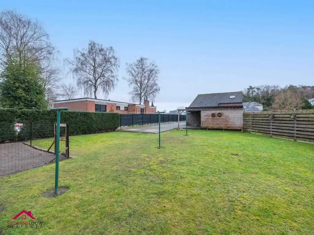 Charmante, vrijstaande woning foto 10