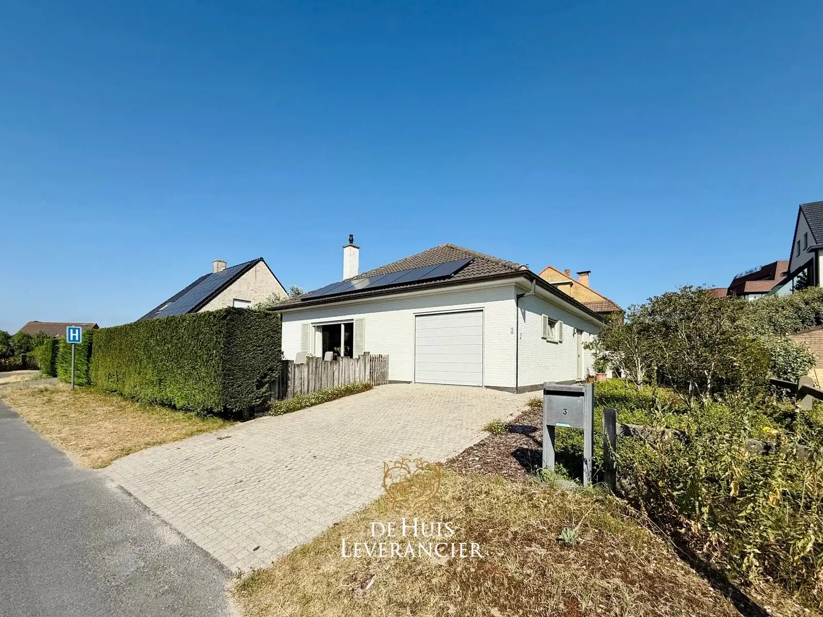 Kom levenslang genieten aan zee in deze instapklare gelijkvloerse villa op uitzonderlijke toplocatie in Oostduinkerke! foto 27