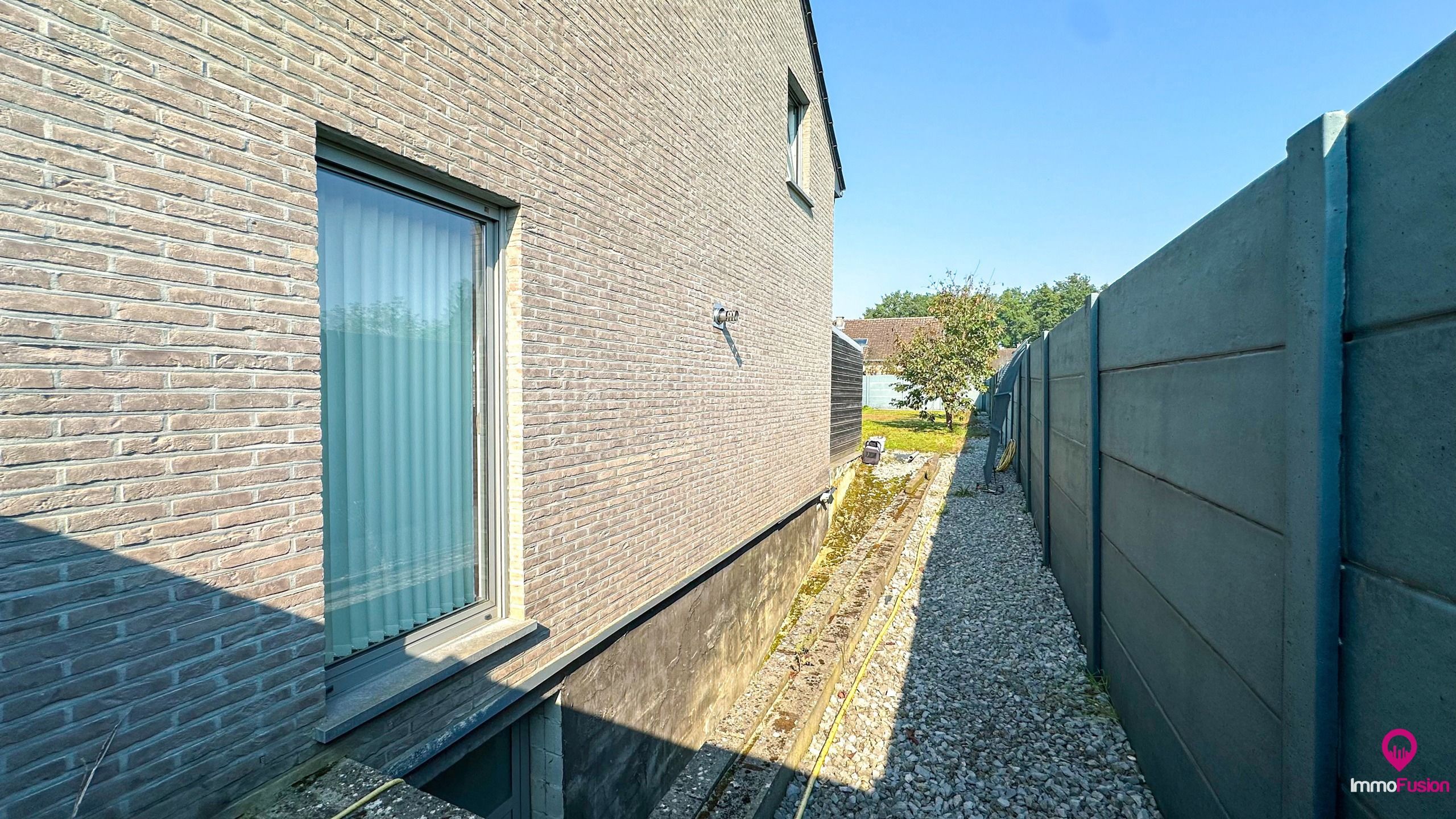 Recente vrijstaande woning van 240 m² en 8are grond! foto 49