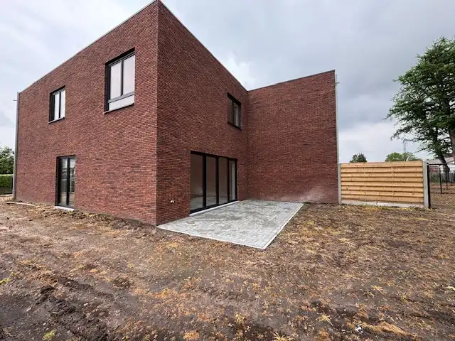 VOLLEDIG AFGEWERKTE ENERGIEZUINIGE NIEUWBOUWWONING OP 616m² foto 18