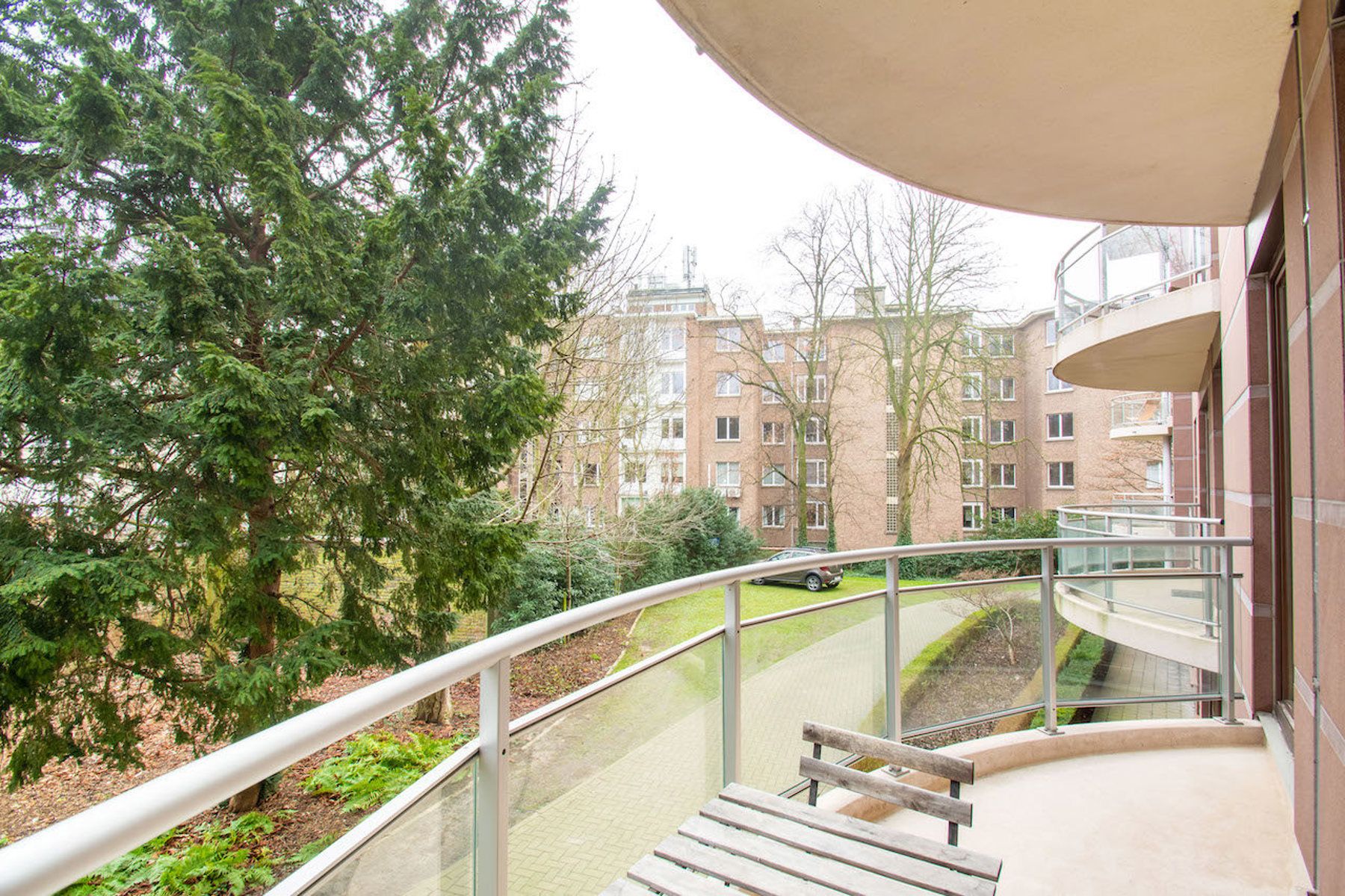 Echte topper in Merode: 2 slk. + terras + parking foto 10