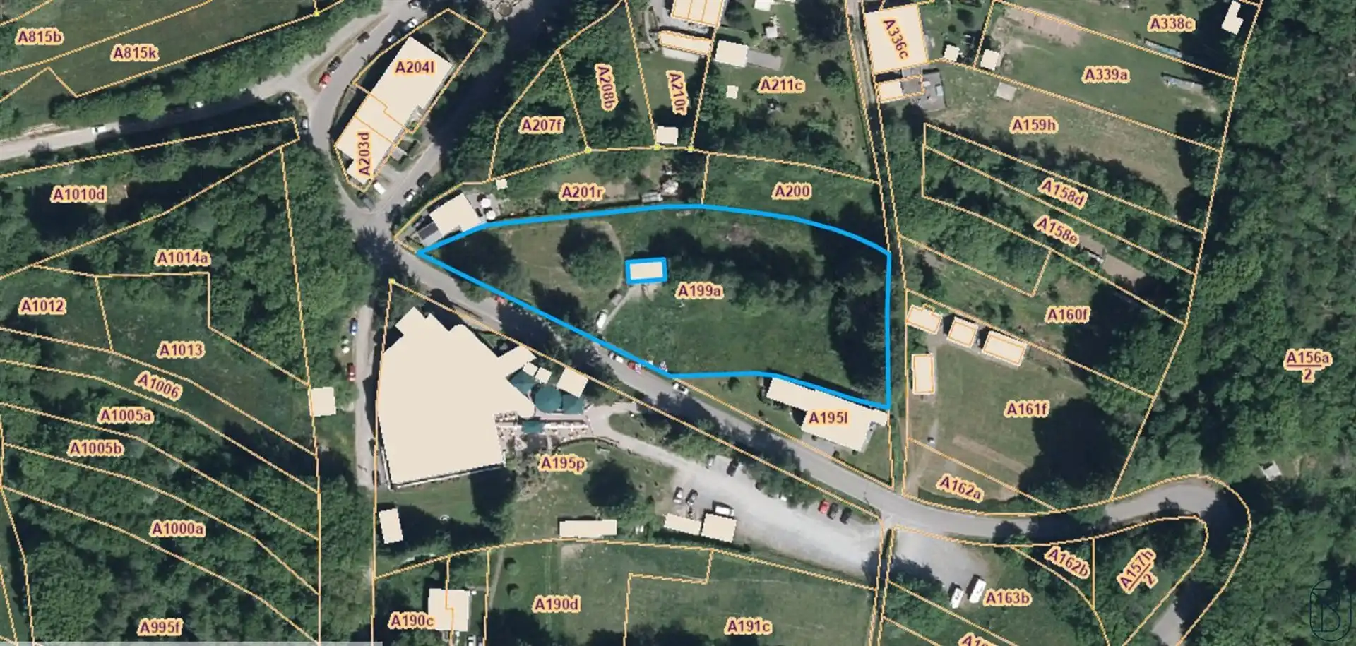 Unieke Bouwgrond van 4460m² in Vresse-sur-Semois! foto {{pictureIndex}}