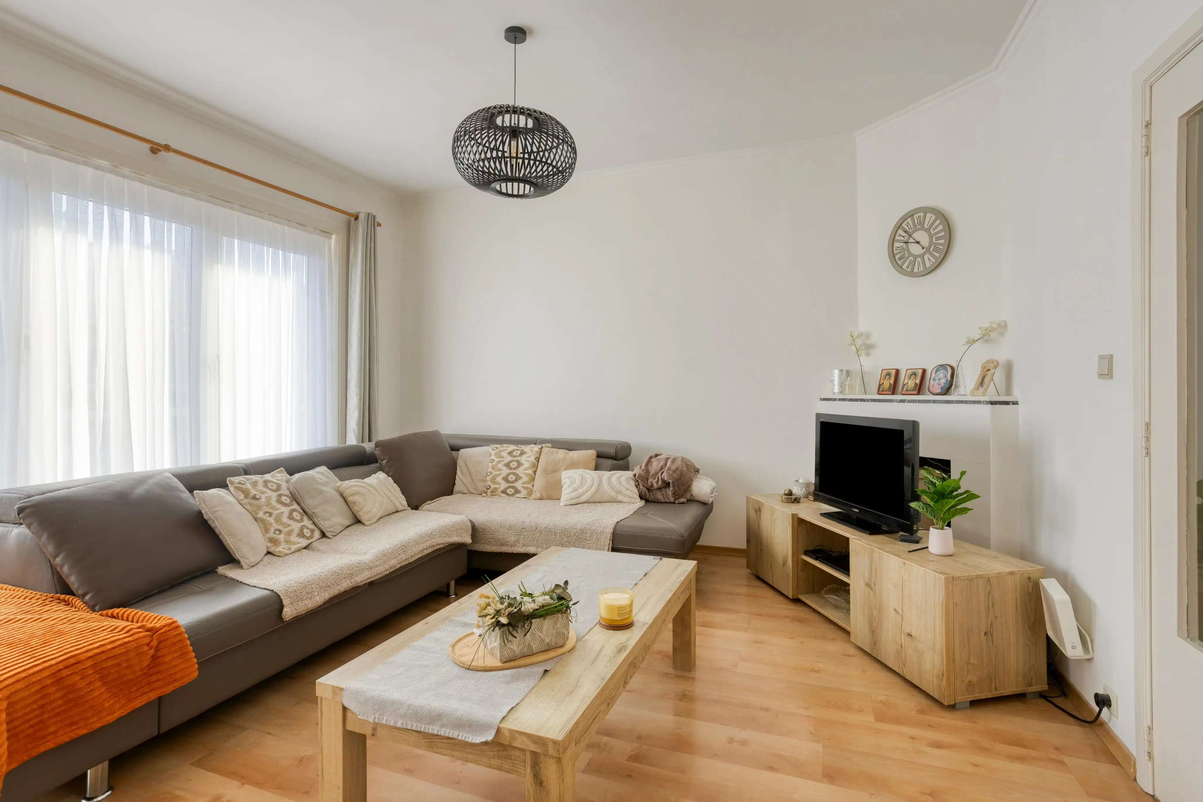 Ruime Woning ingedeeld als drie appartementen in Strombeek-Bever foto 29