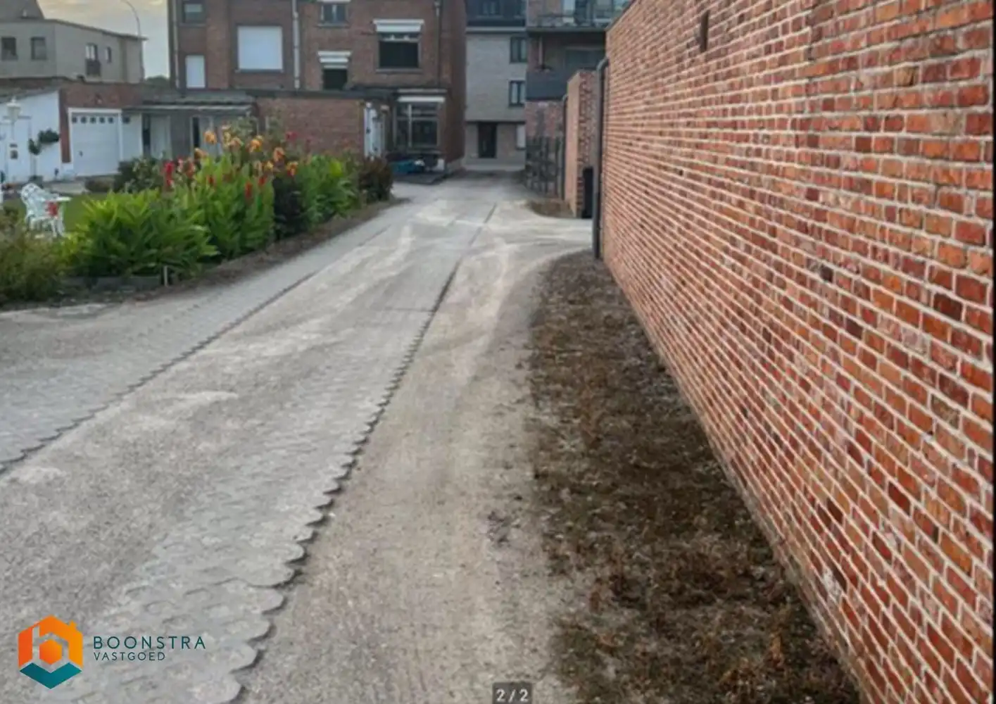 Ruime garagebox op topligging te Putte foto 2