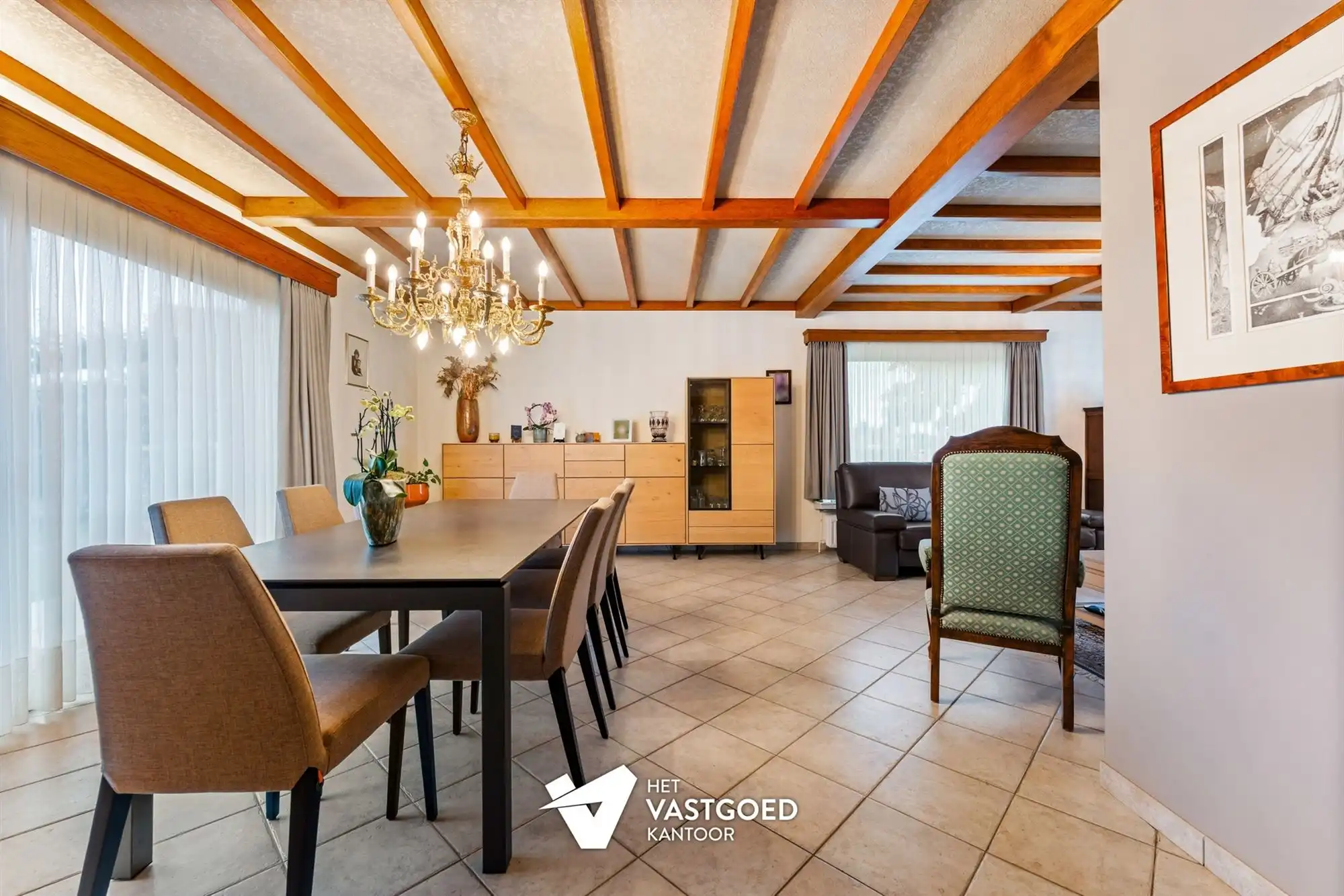 PERFECT ONDERHOUDEN WONING MET 4 SLAAPKAMERS OP EEN RUIM HOEKPERCEEL VAN 12A75 EN CENTRALE LIGGING TE LUMMEN foto 6