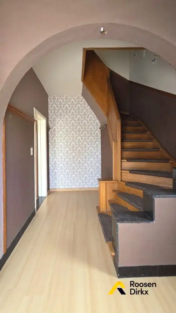 Charmante HOB gezinswoning met degelijke basisstructuur, 3 slaapkamers hartje Bree foto 16