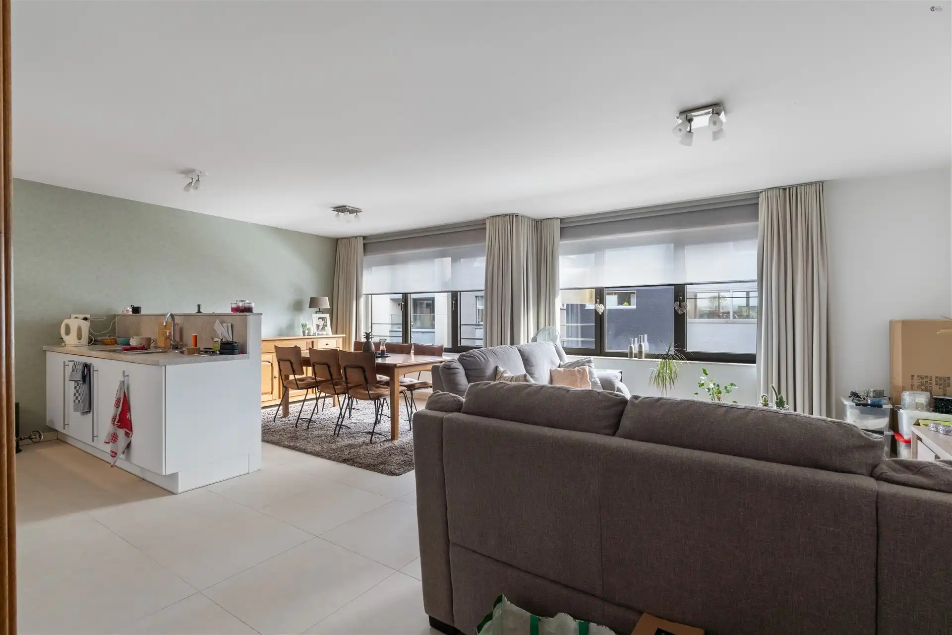 Top gelegen appartement te Stekene foto 3