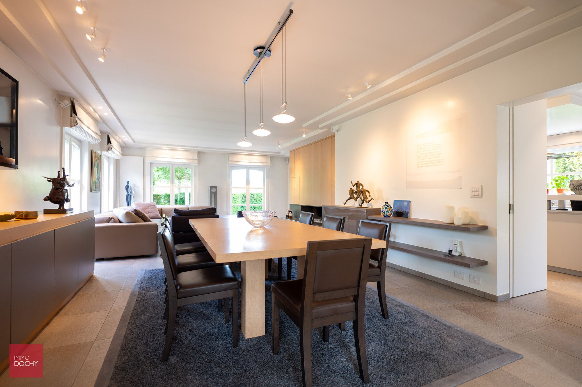 Verzorgde villa in doodlopende residentiële straat | centrum foto 3