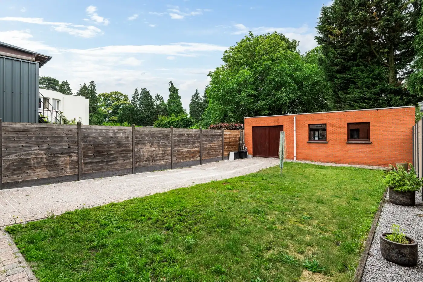Centraal gelegen beletage-woning met 3 slpk., inpandige garage en tuin foto 20