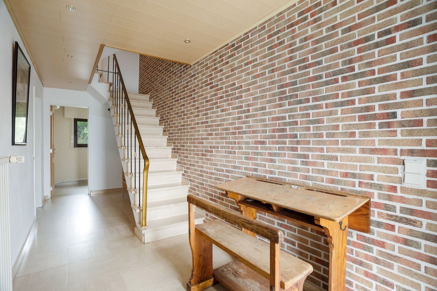 Ruime, instapklare bel-etagewoning met 3 slpk., inpandige garage en tuin foto 13