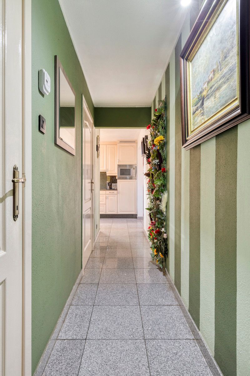 Prachtig alleenstaand 2-slaapkamer appartement met carport. foto 10