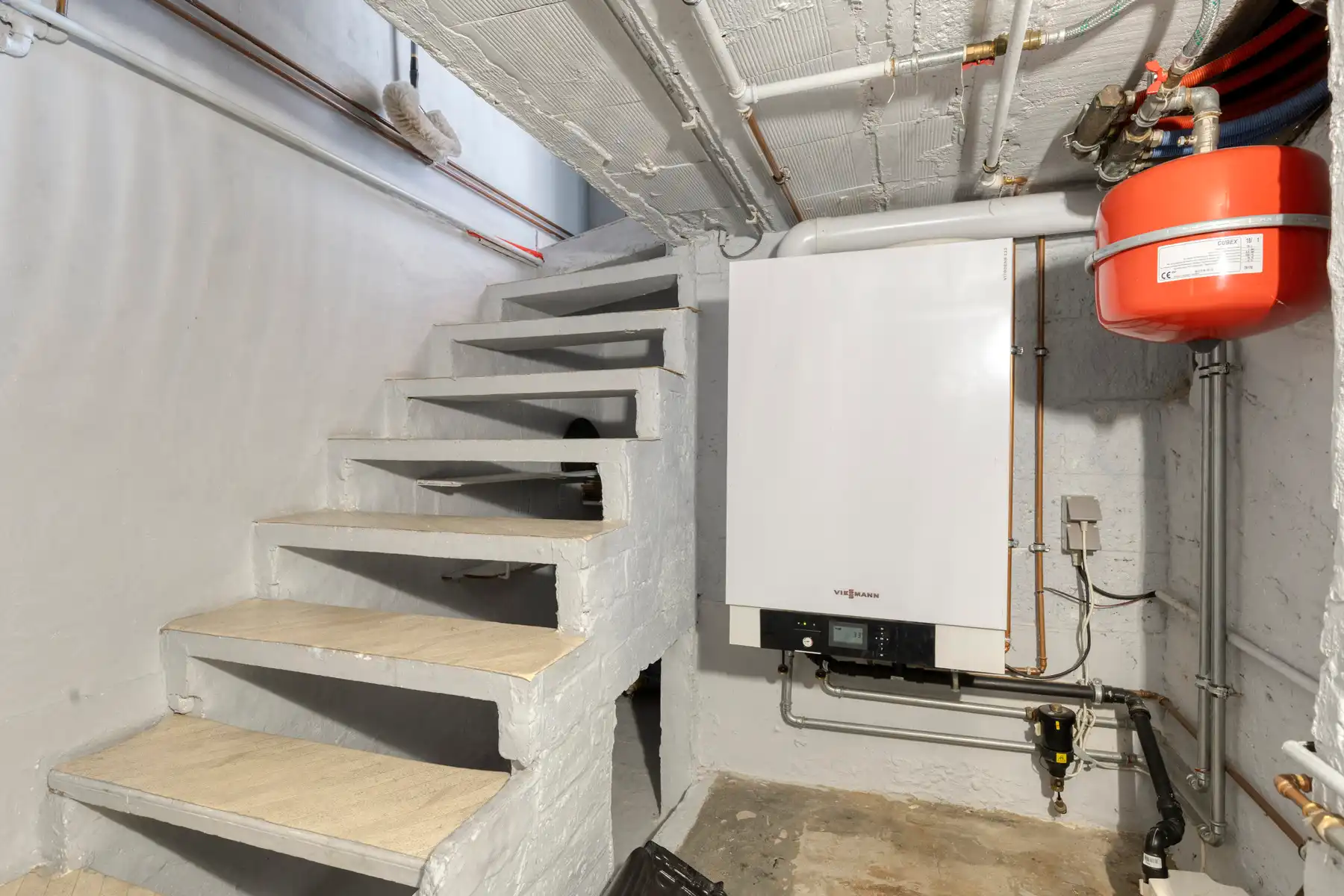 COMFORTABELE WONING MET TUIN, GARAGE EN 2 STAANPLAATSEN IN HET CENTRUM VAN ASSE! foto 21