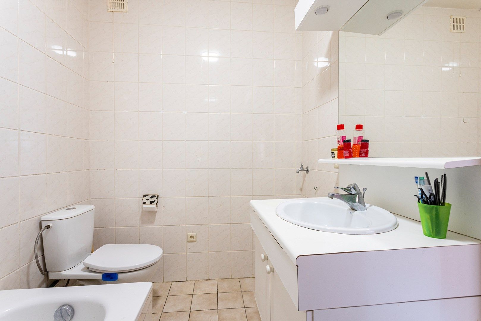 Instapklaar appartement te koop in Temse – ideaal als investering of starterswoning! foto 6