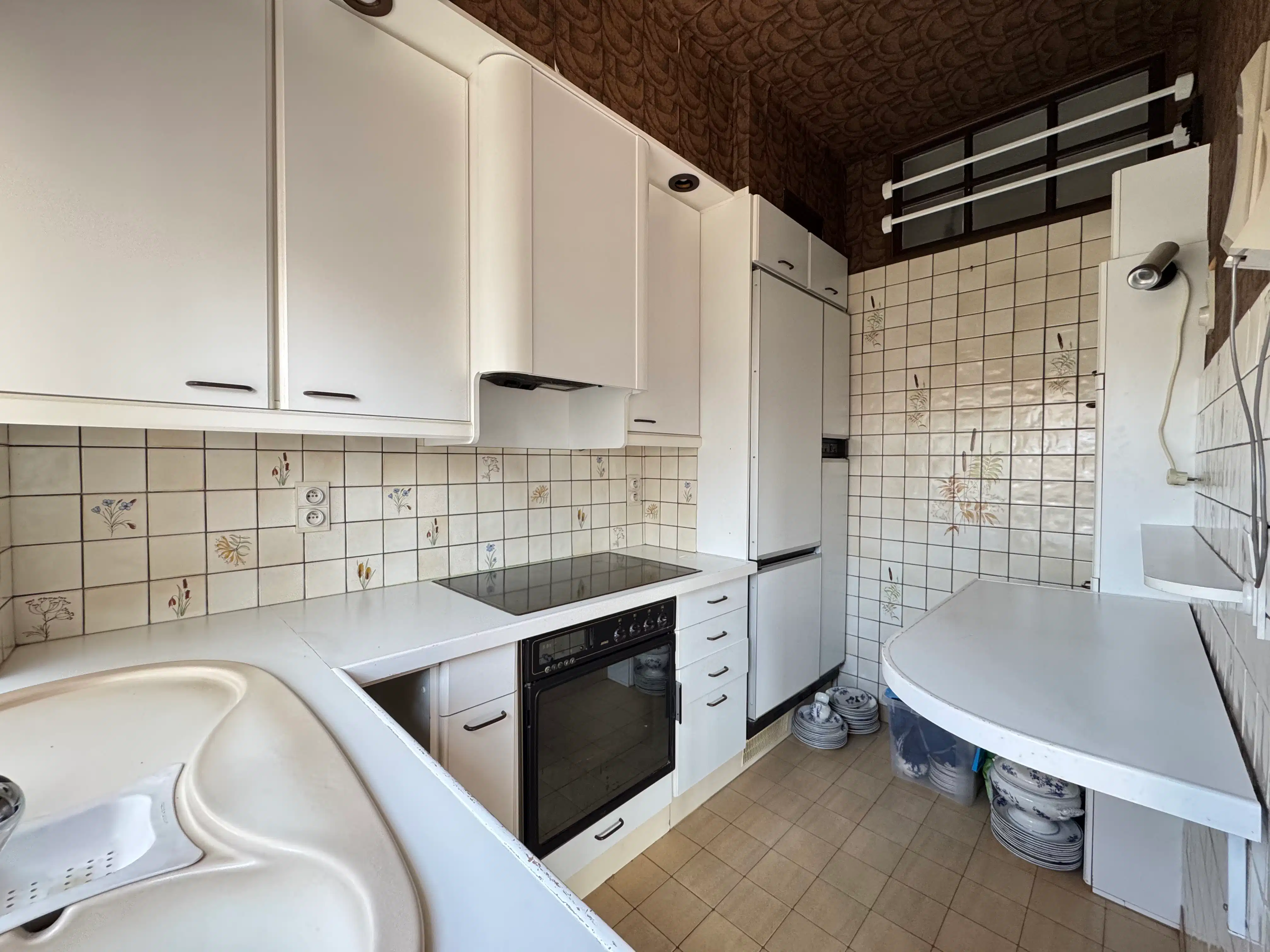 Unieke renovatiekans op topligging in Mariakerke foto 6