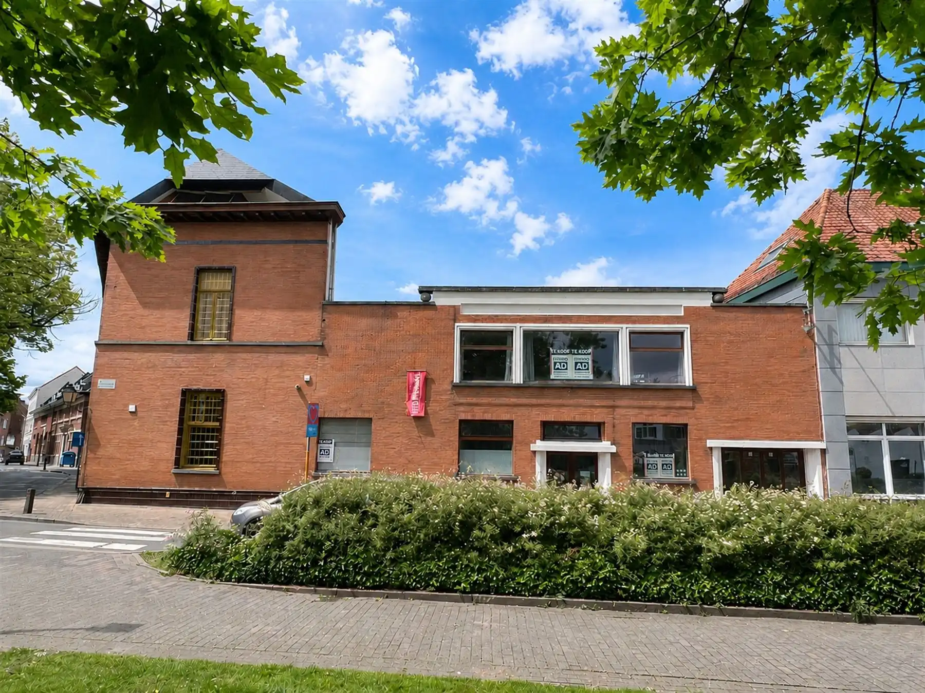 Karaktervol gerenoveerd burgerhuis met atelier foto 9
