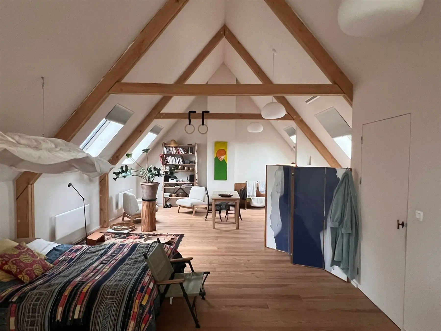 Karaktervol gerenoveerd burgerhuis met atelier foto 9