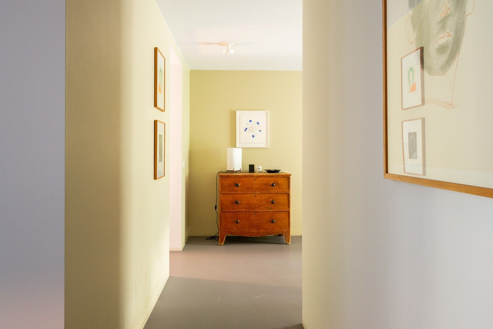 Architecturale parel met een zee van ruimte foto 16