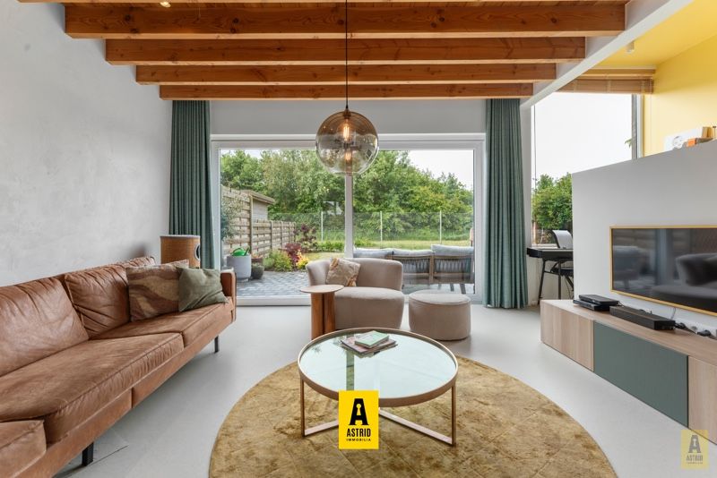 Instapklare woning met zonnige tuin en zicht op groen! foto 3