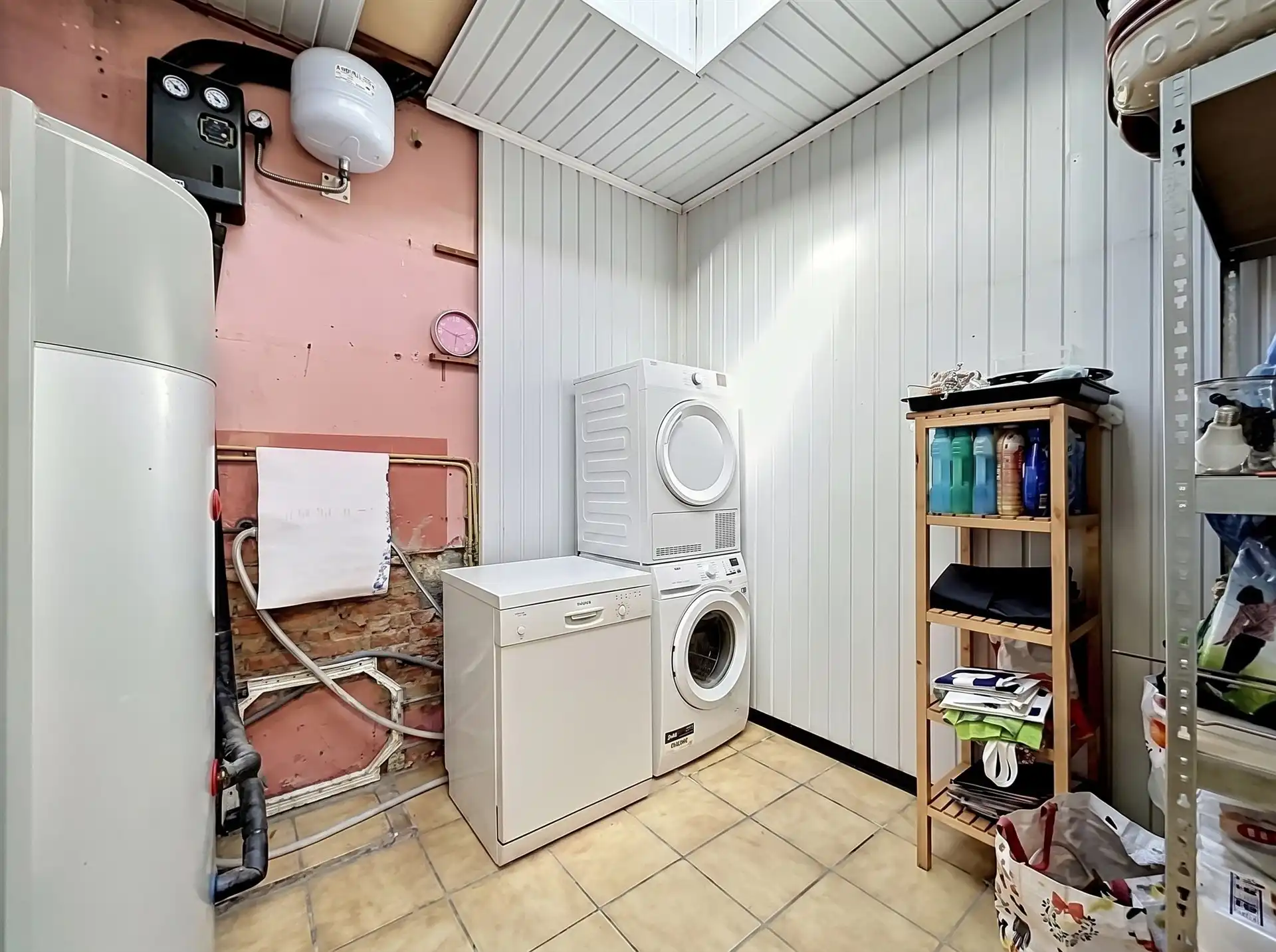 Prachtige gezinswoning met 3 slaapkamers en grote tuin  in hartje Sint-Niklaas! foto 16