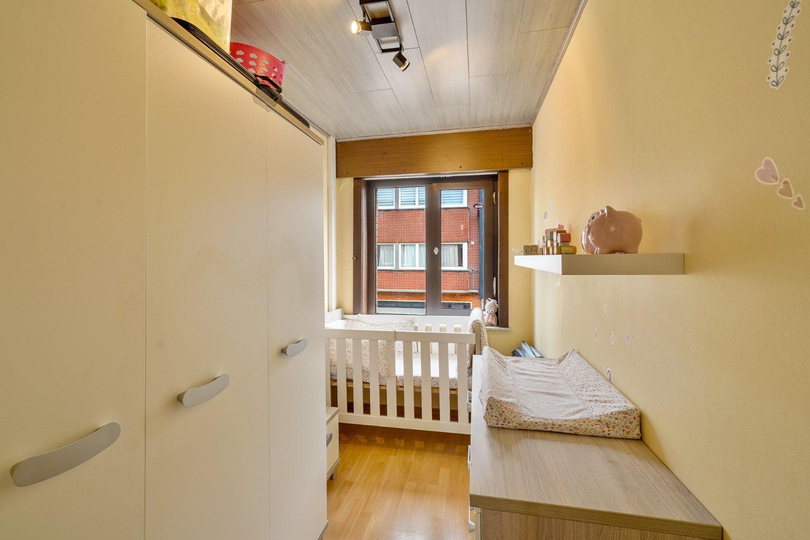 Ruime gezinswoning met 5 slaapkamers te Oostende foto 16