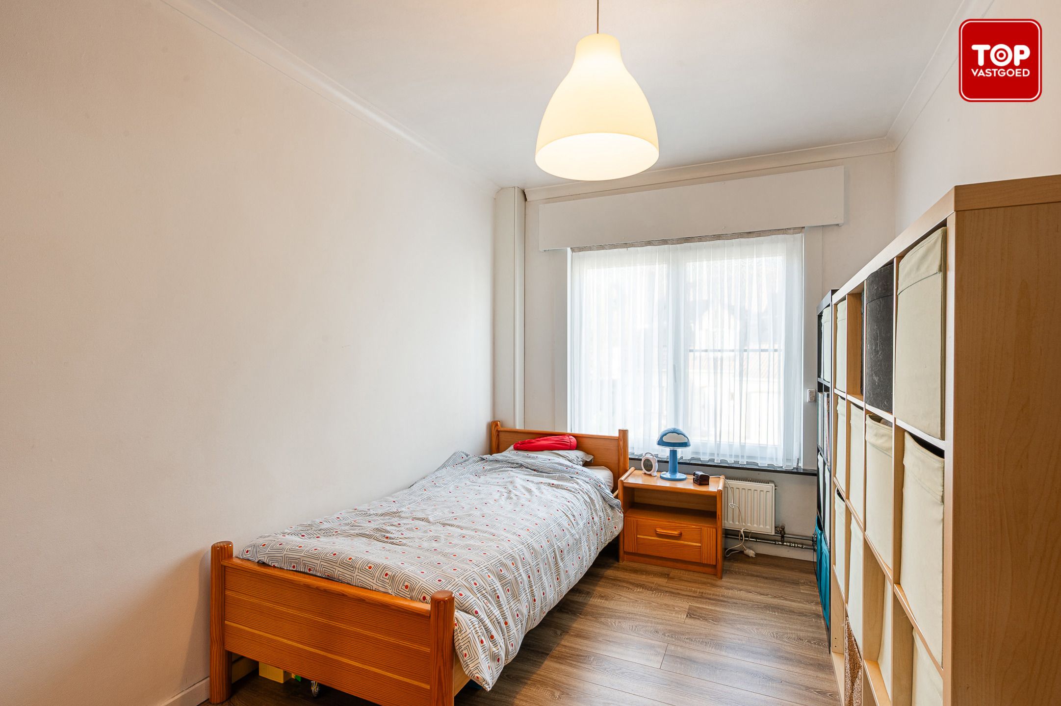 Instapklare woning met 5 slaapkamers en leuke tuin in centrum Drongen foto 13