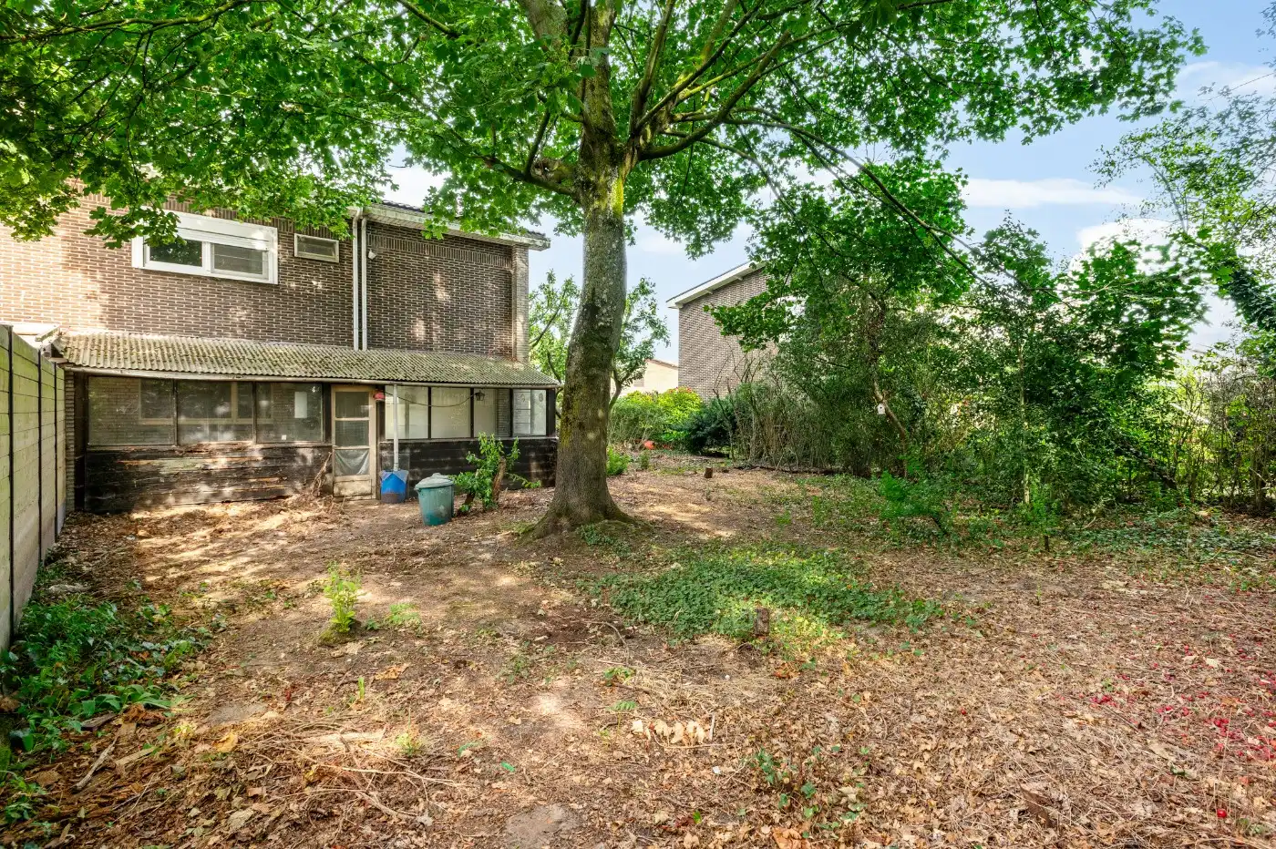 Te renoveren woning met 3 slpk., garage en tuin foto 25