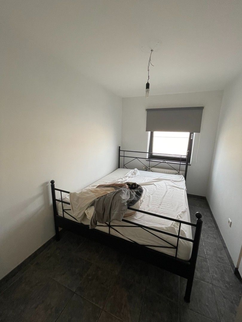 Ruim appartement met 3 slaapkamers te Meeuwen. foto 6