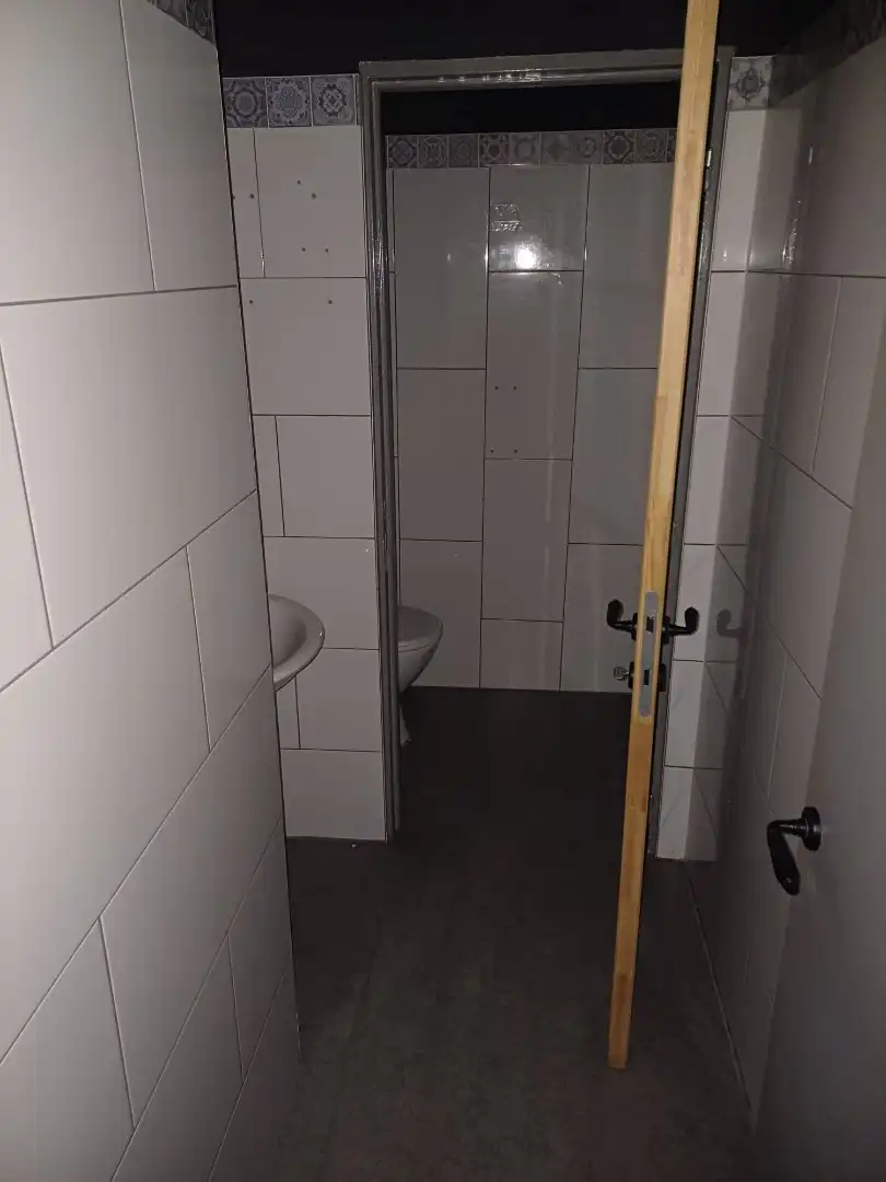 Horeca/handelspand in Neerpelt centrum van 147 m2 foto 6