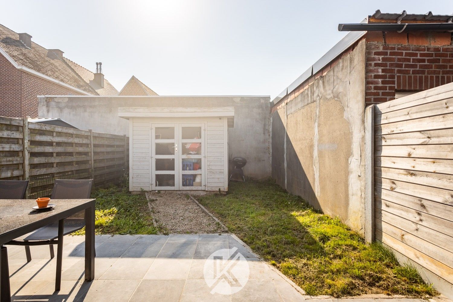 Instapklare starterswoning op een toplocatie foto 16