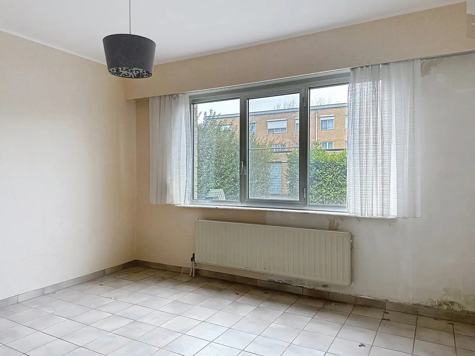 Centraal gelegen gelijkvloersappartement met één slaapkamer foto 7