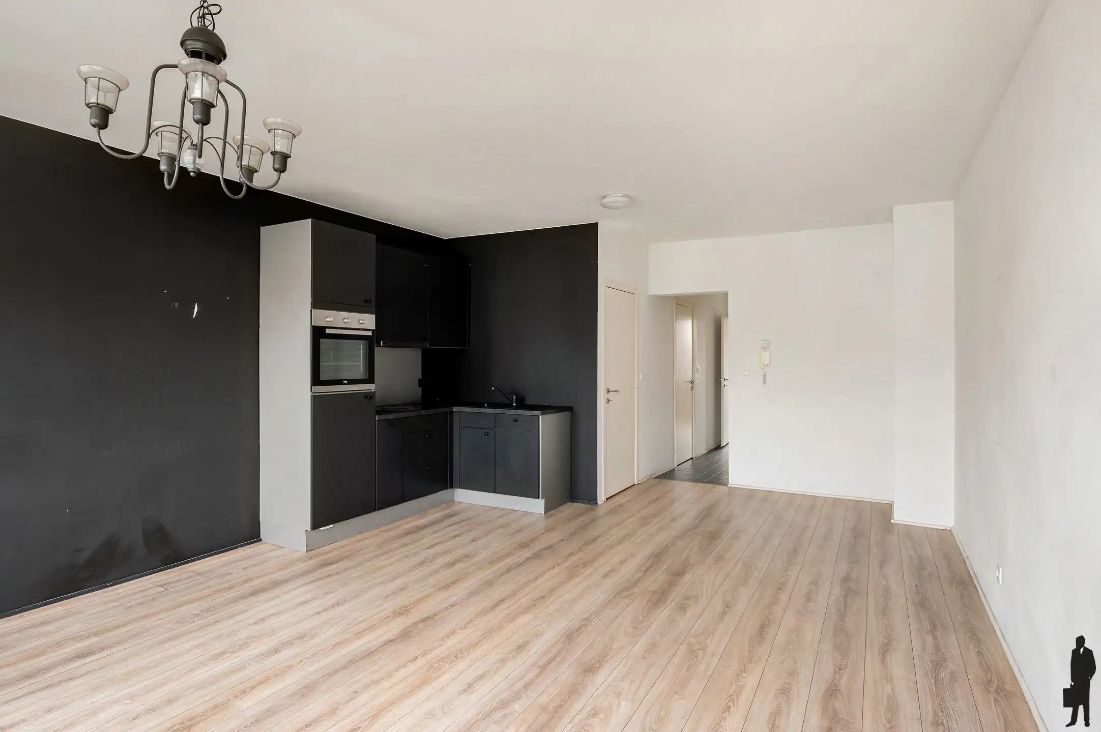Instapklaar 1-slaapkamer appartement op centrale locatie! foto 3
