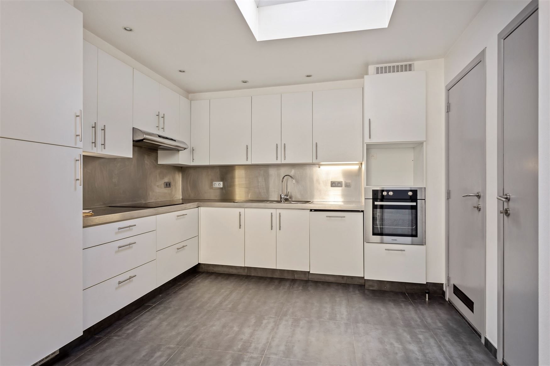 Gerenoveerde woning foto 4