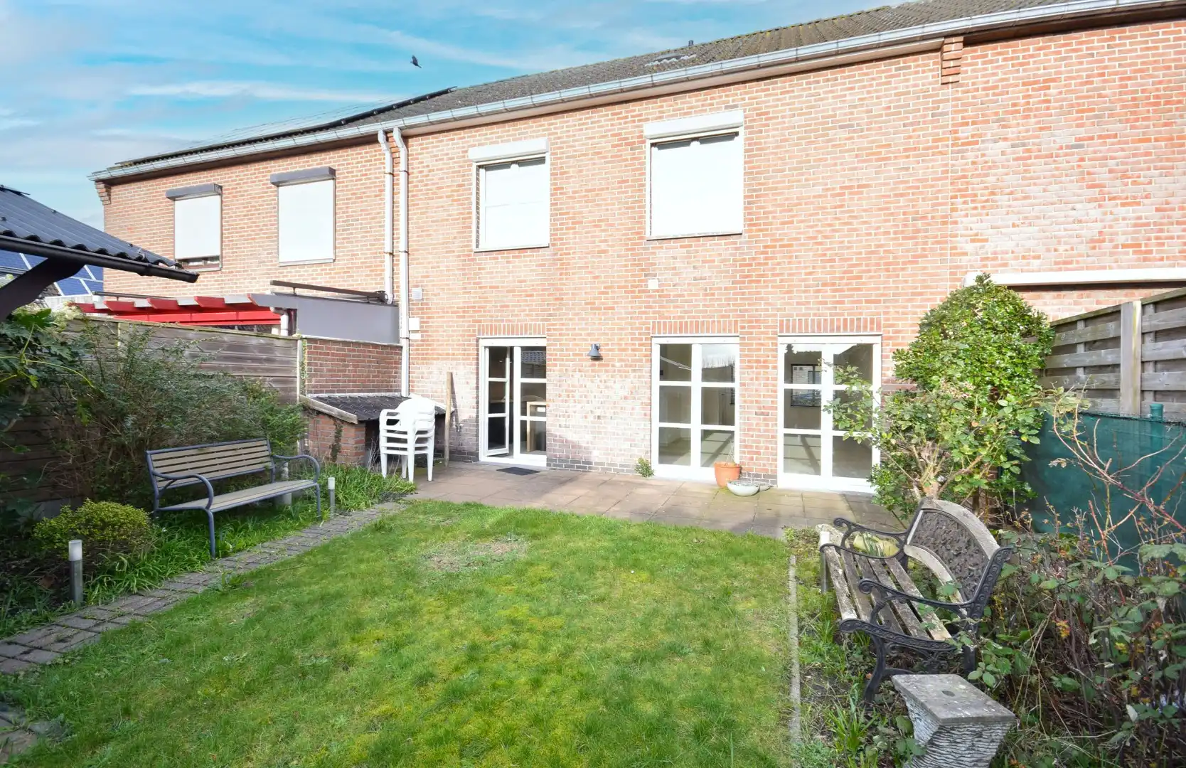 Recent gerenoveerde woning met drie slaapkamers en tuin  foto 10