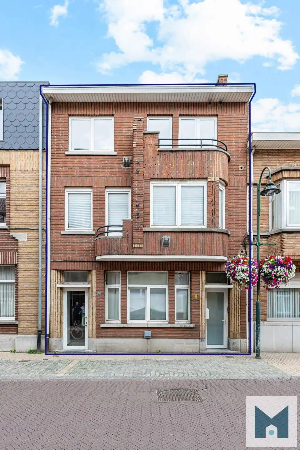Appartementsgebouw met 5 appartementen in centrum Lebbeke foto 2
