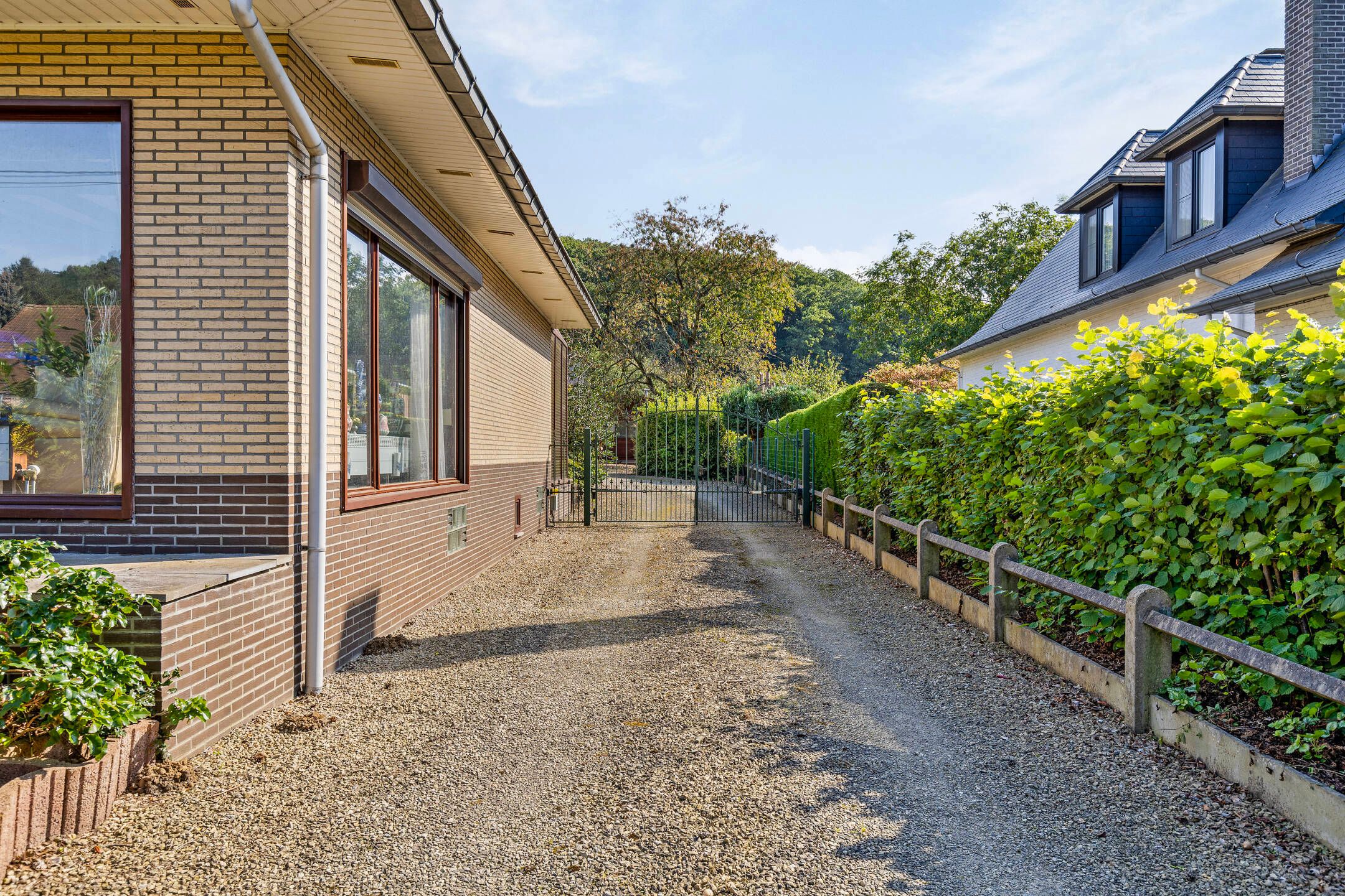 Woning op een rustige ligging met een ruime loods (300m2) foto 23