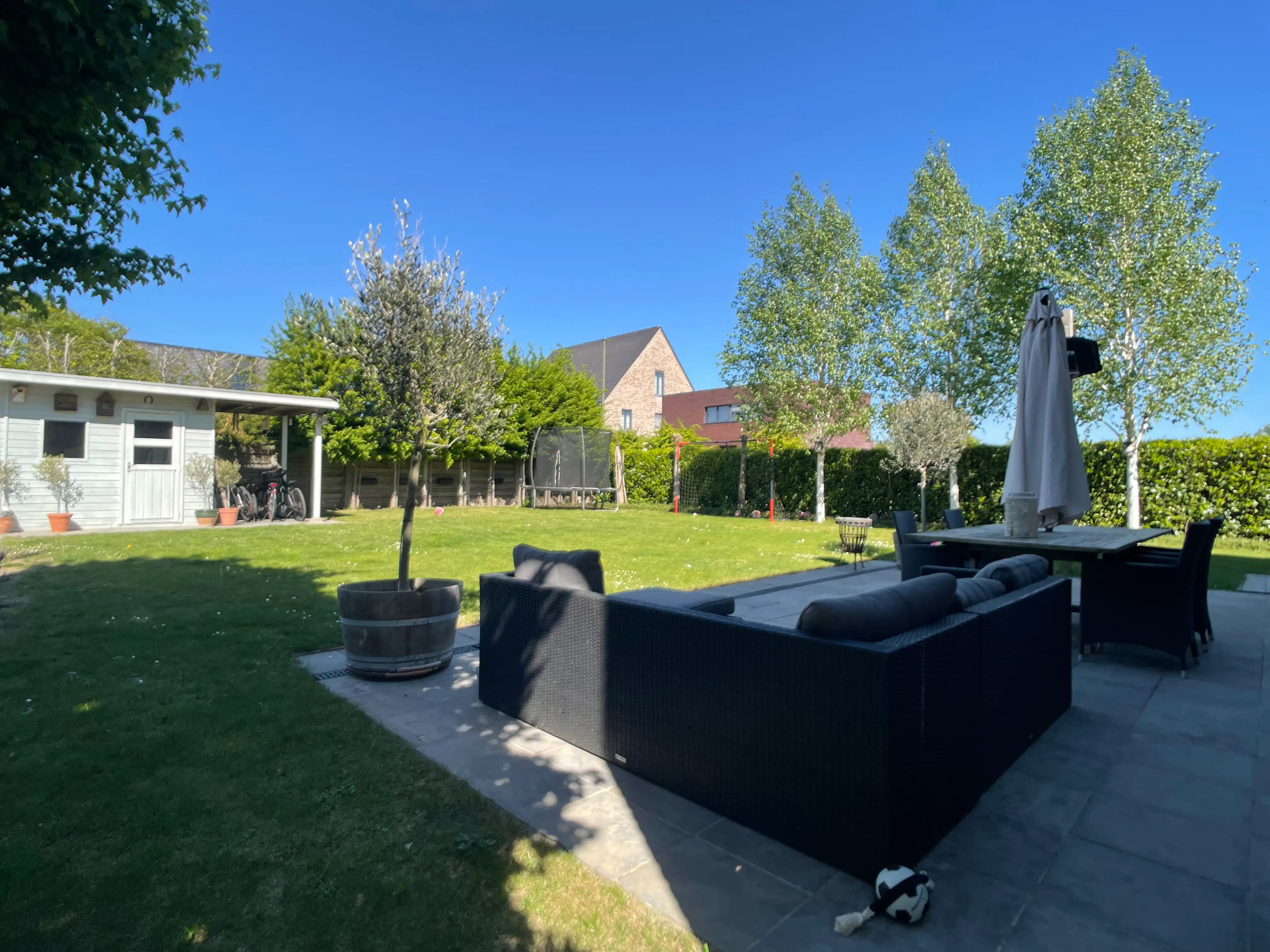 Knappe Villa in residentiële woonwijk foto 25