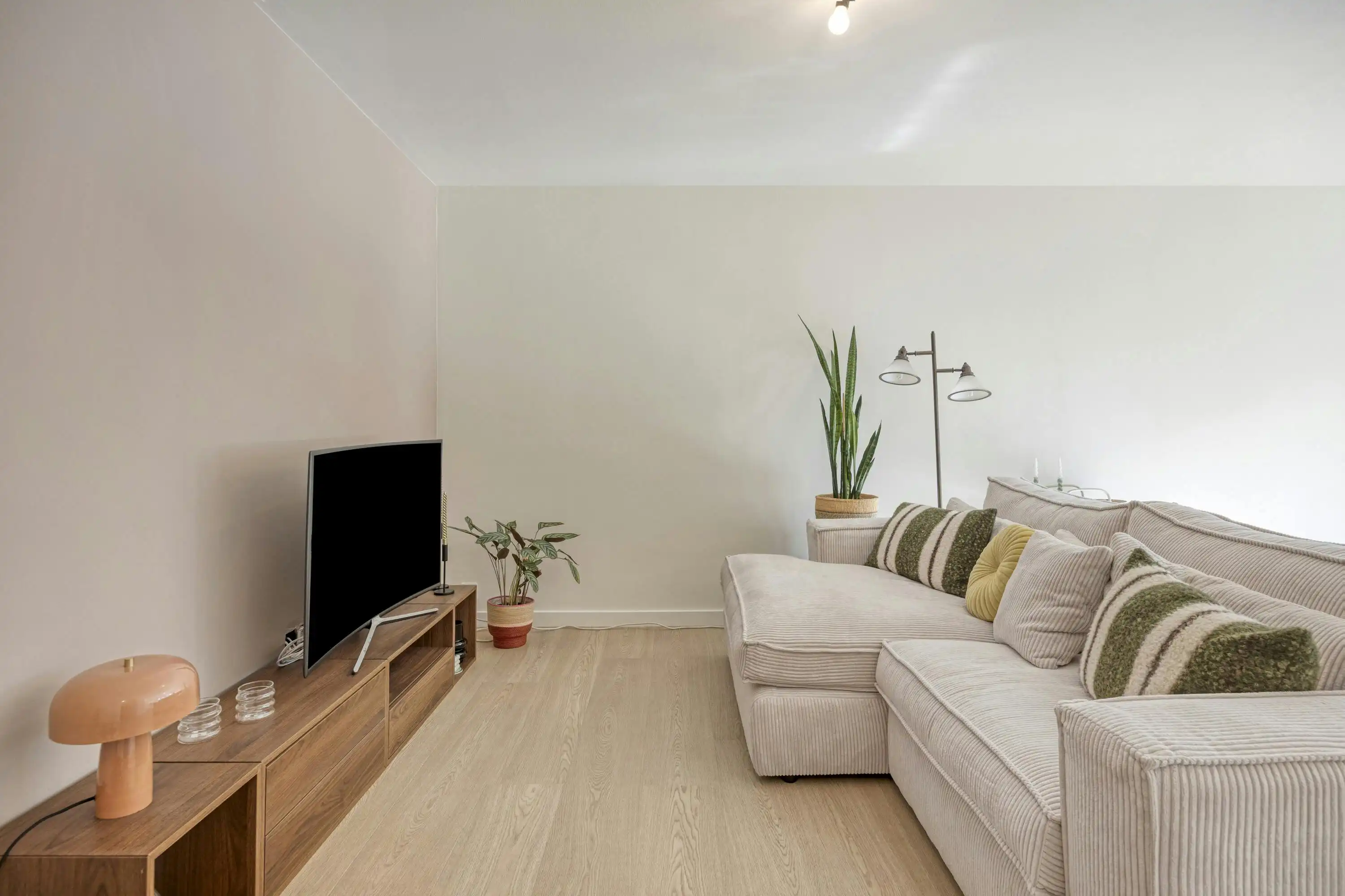 Prachtig appartement met 2 slpks en garage te Essen foto 2