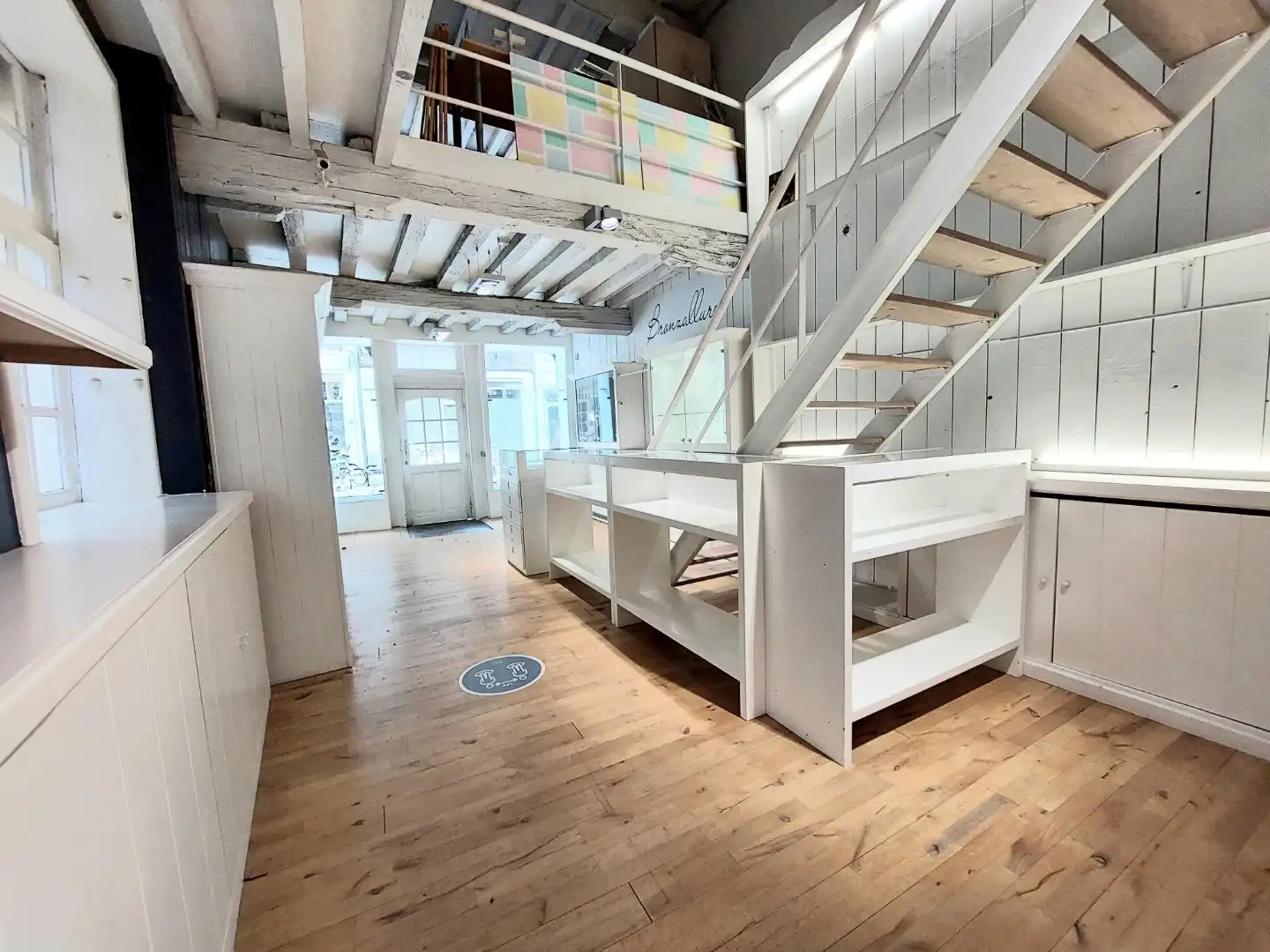 Commercieel gelegen handelshuis foto 10