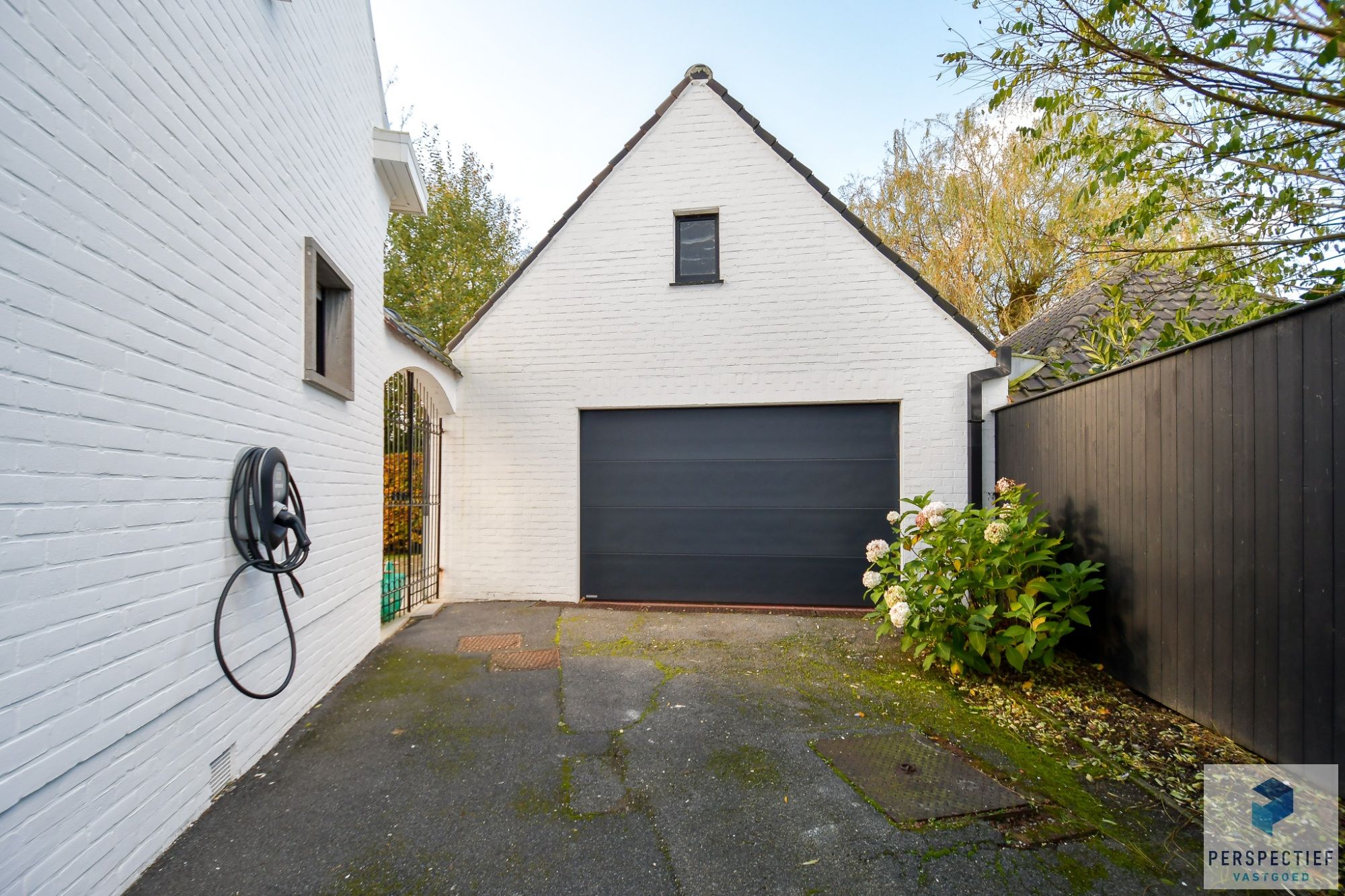 Stijlvol wonen met praktijkmogelijkheden in een groene omgeving tussen Oedelem en Brugge foto 18